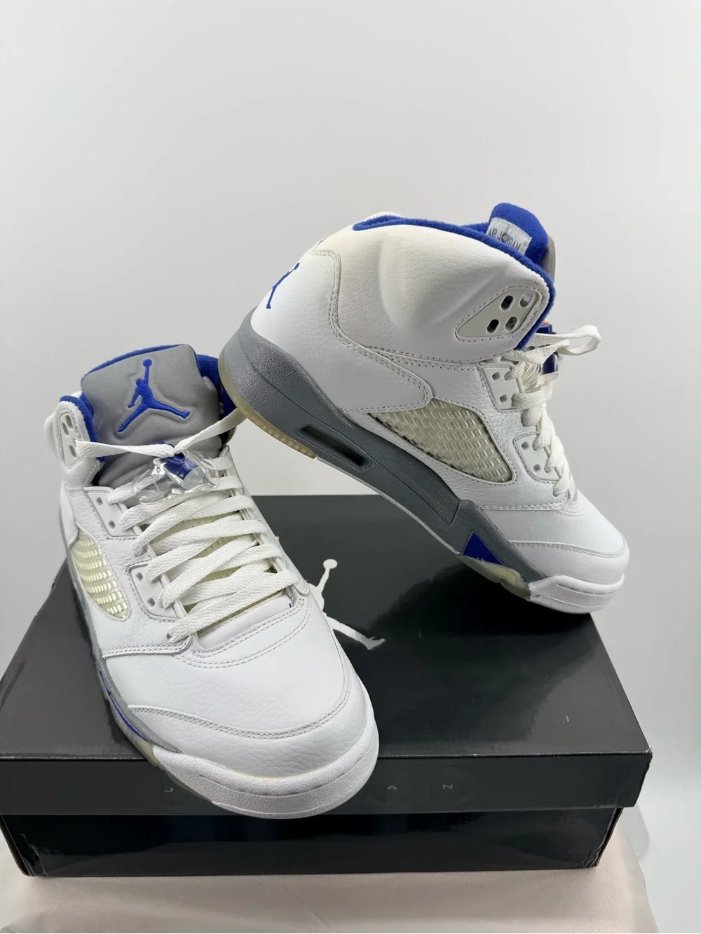 Jordan 5 Stealth Size 8M Brand New